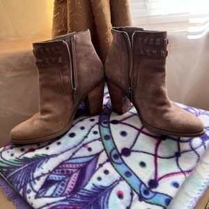 Jessica Simpson Western boots